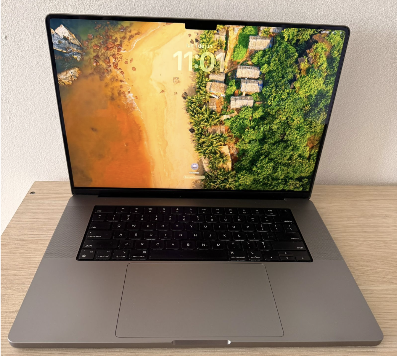 Potente Macbook Pro CHIP M1 PRO de 16 Núcleos 2021 Ram 32GB SSD 512GB 16-Pulgadas - Imagen 3