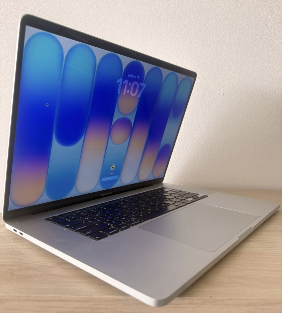 MacBook Pro 16-Inch Core i7 Ram 16GB SSD 512GB 2019 - Imagen 4