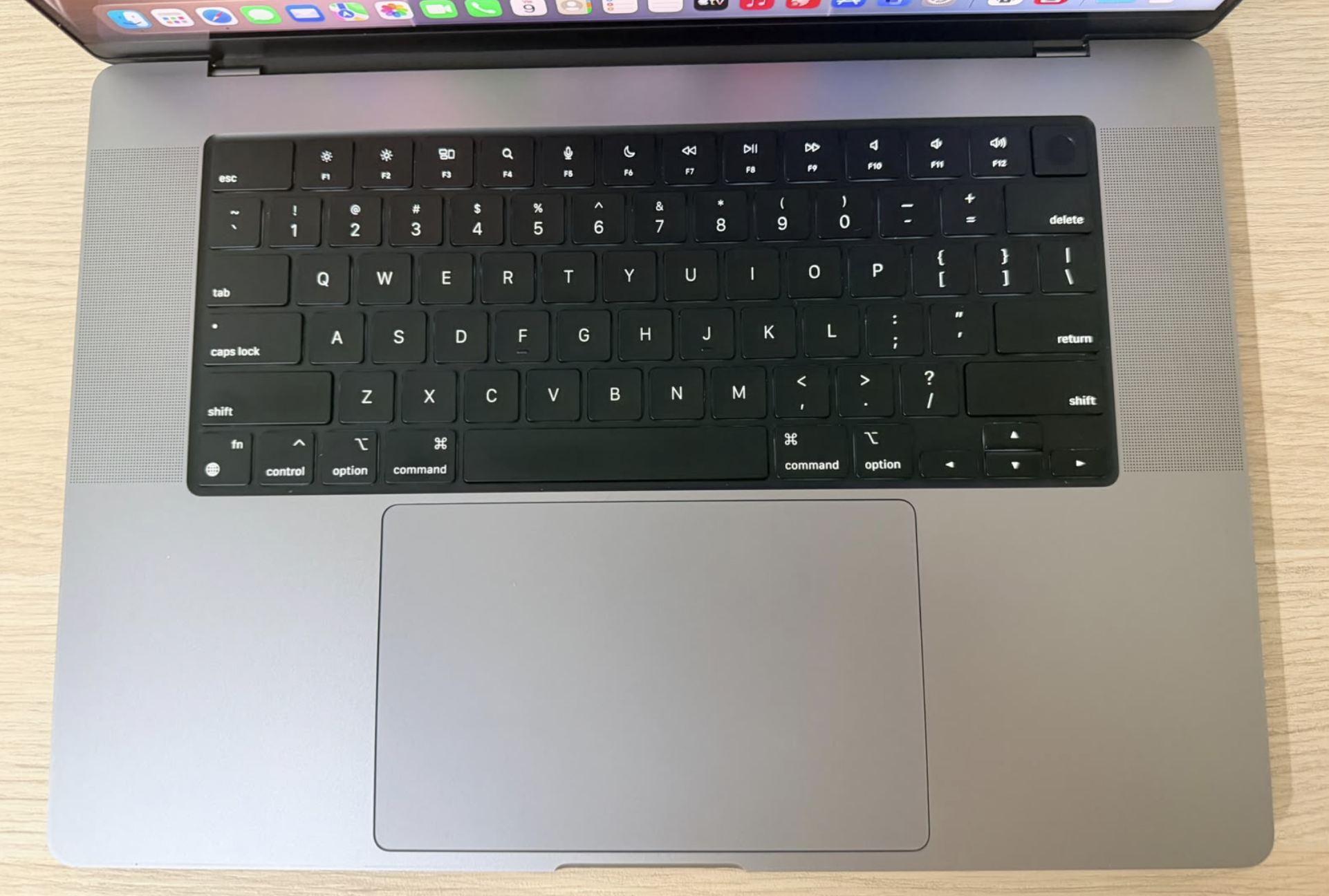 Excelente MacBook PRO *M1 PRO* 16 Núcleos Ram 16GB SSD 1TB - 16-INCH 2021 - Imagen 7